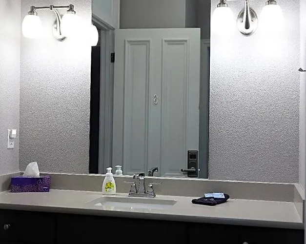 Hotel Cornerstone 3*