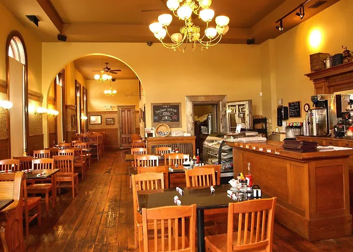 Cornerstone Hotel 3*